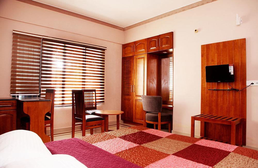 Hotel Devanganam Residency Guruvāyūr Exterior foto